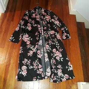 Black Floral Kimono